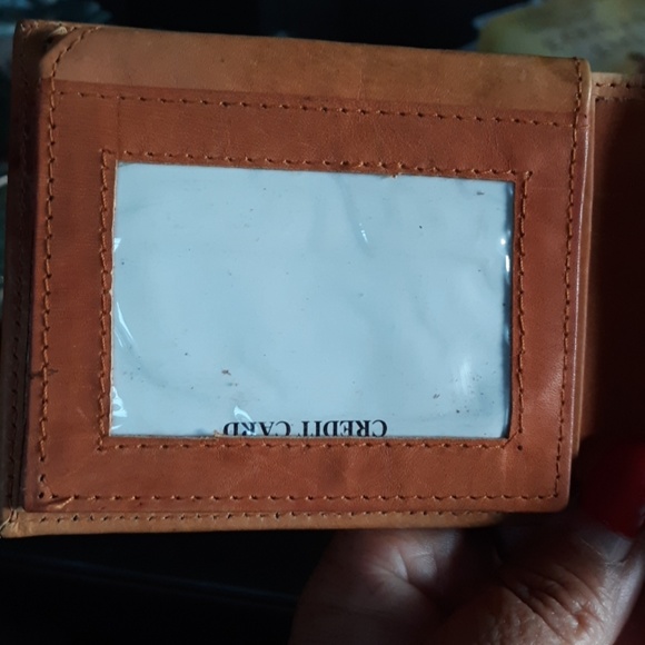 Men Wallet - Picture 3 of 4